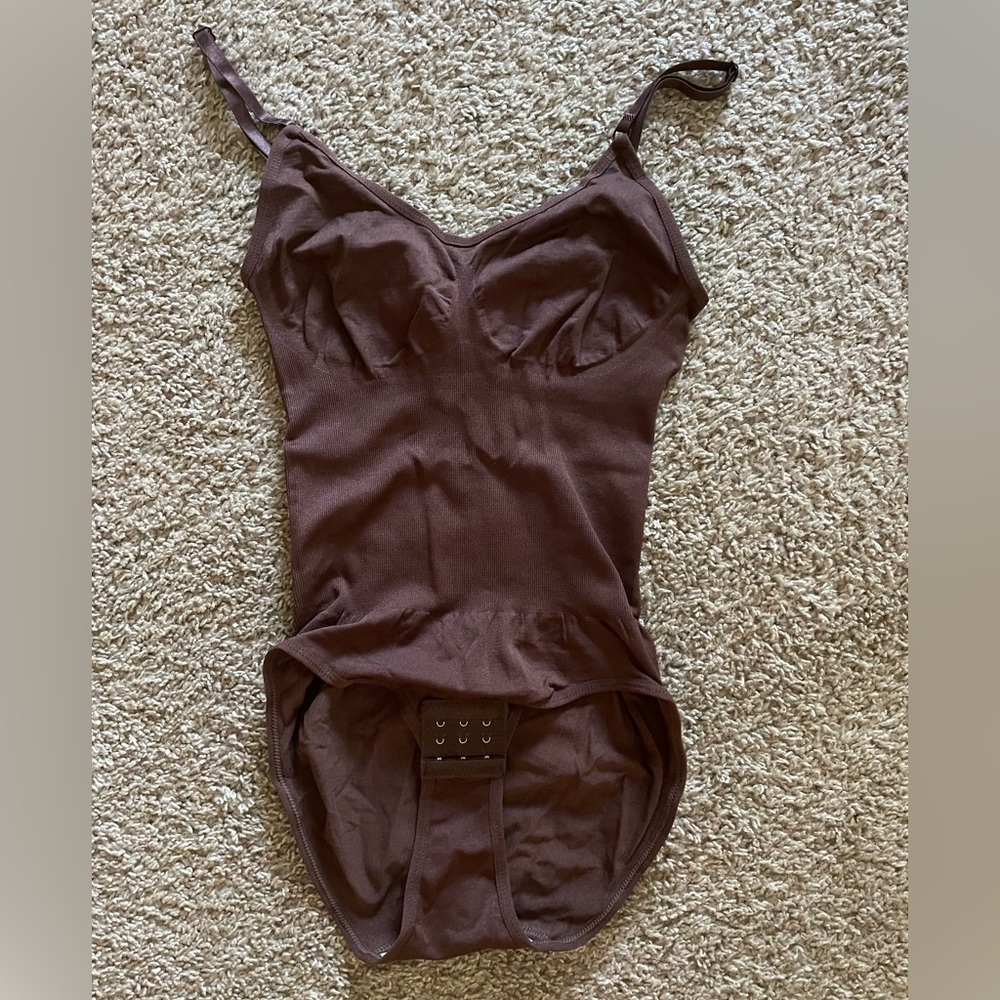 ESPRESSO COLOR BODY SUIT SMALL